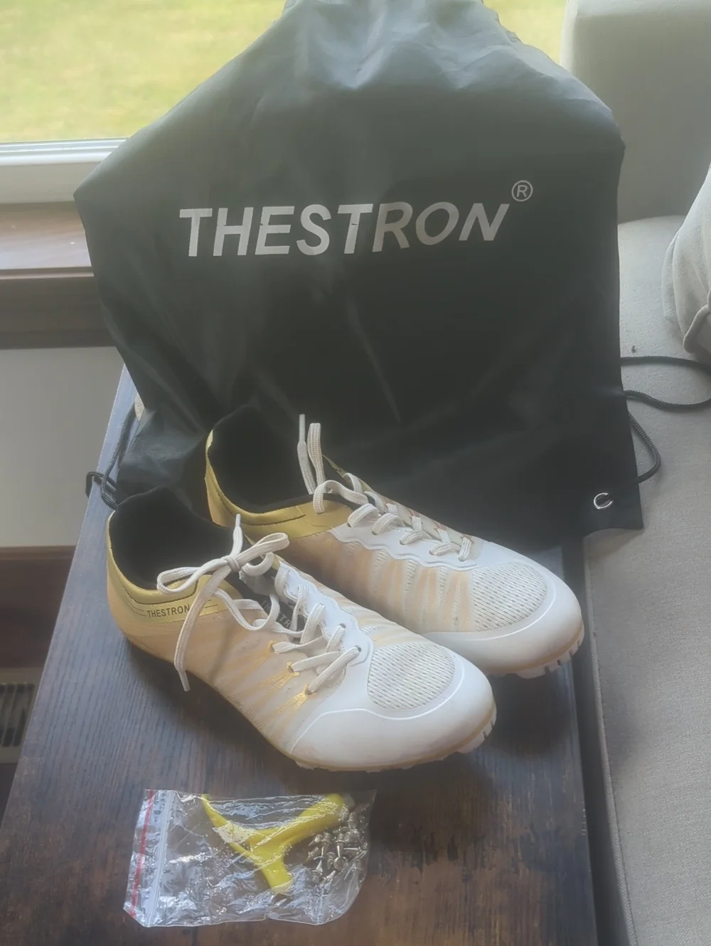 White And Gold Track Spikes Size 35